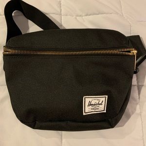 Herschel fannypack